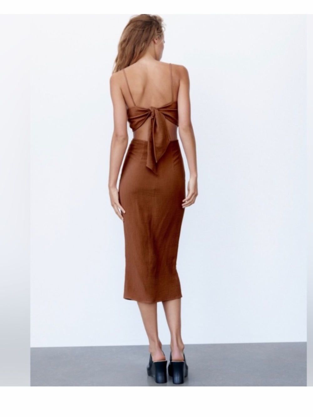 Zara Rust-Brown Ruched Cut-Out Midi Dress - Picture 2 of 5